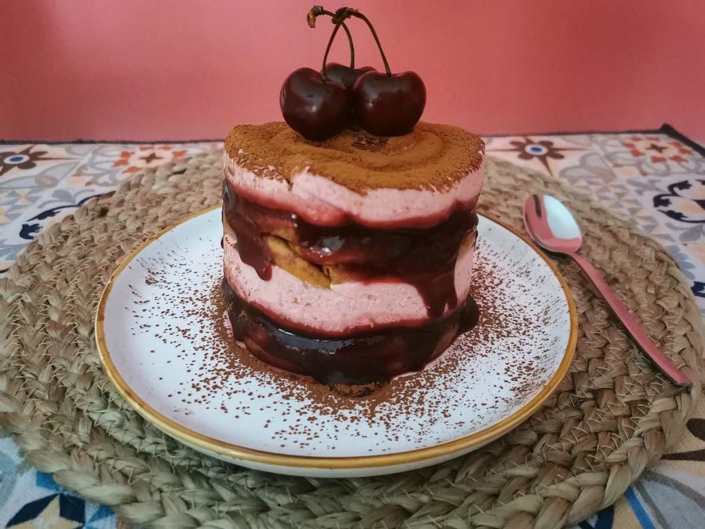 Tiramisú de cerezas