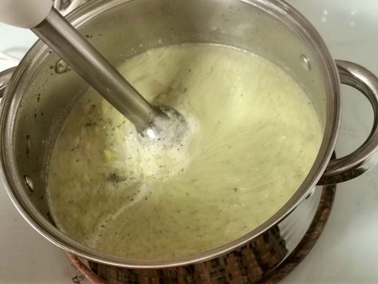 Triturar crema brocoli