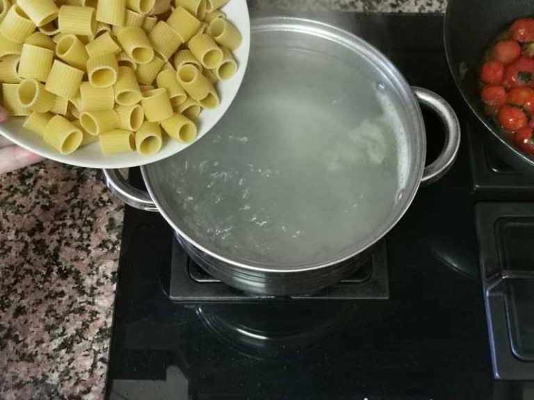 Cuece la pasta