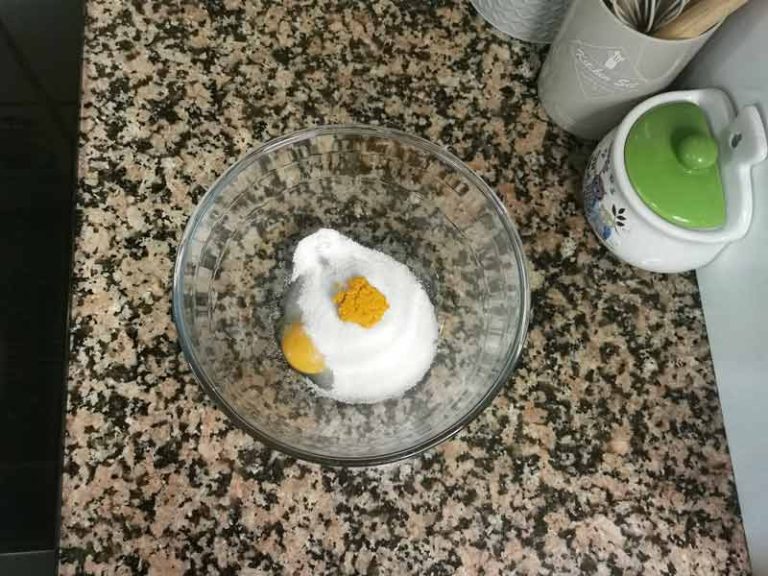 Yemas azucar y piel de naranja