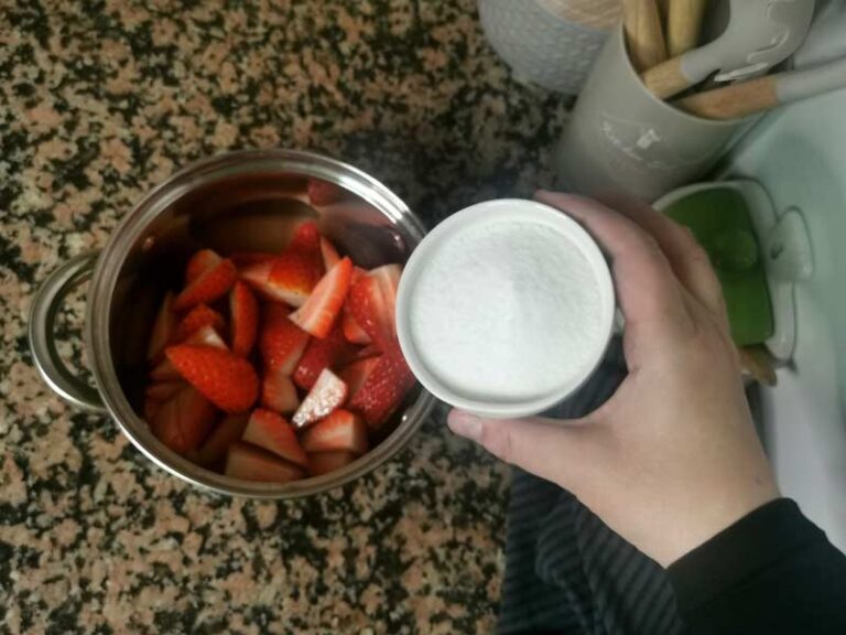 Fresas y azucar